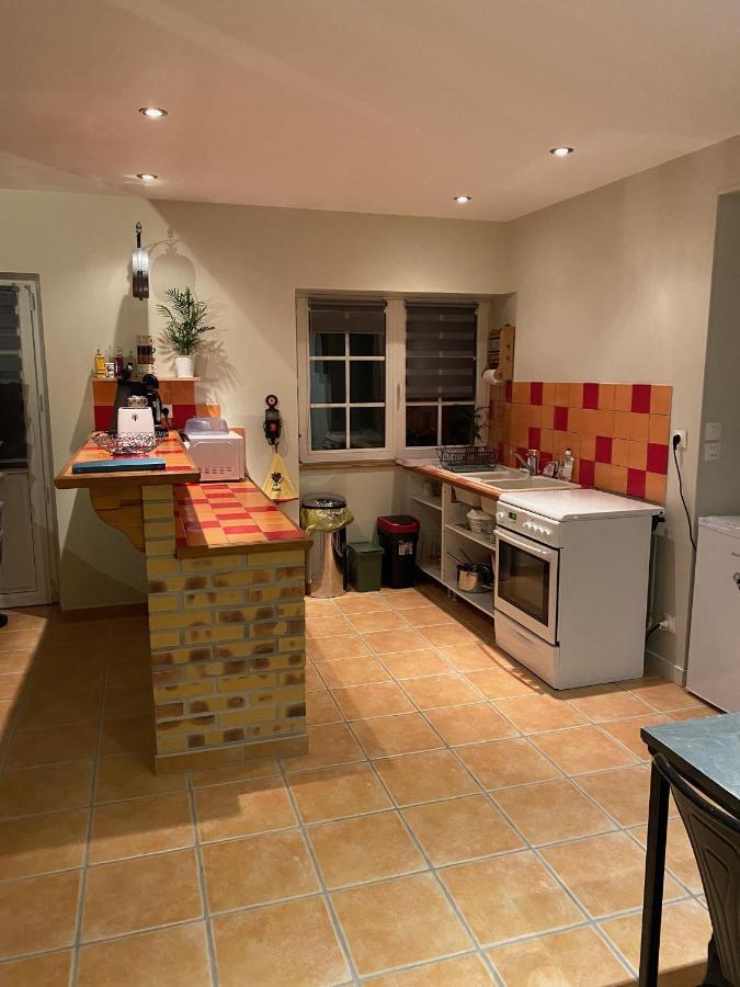 Gite " La Petite Maison" Livry  Eksteriør bilde